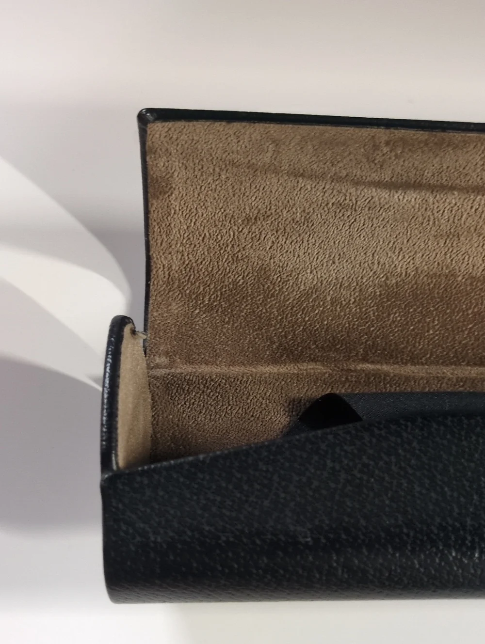 Burberry black hard